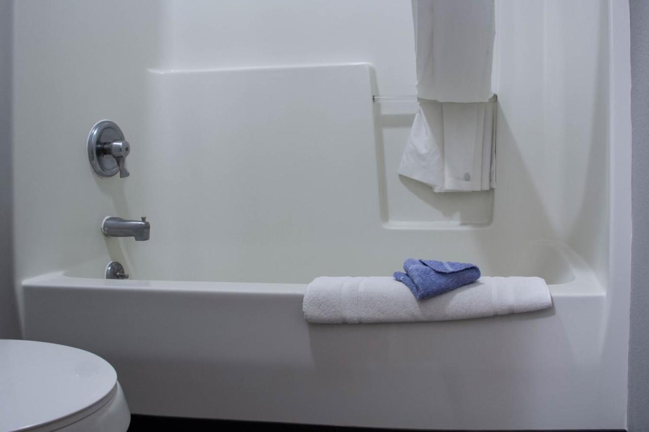 New Victorian Inn & Suites-Norfolk Εξωτερικό φωτογραφία