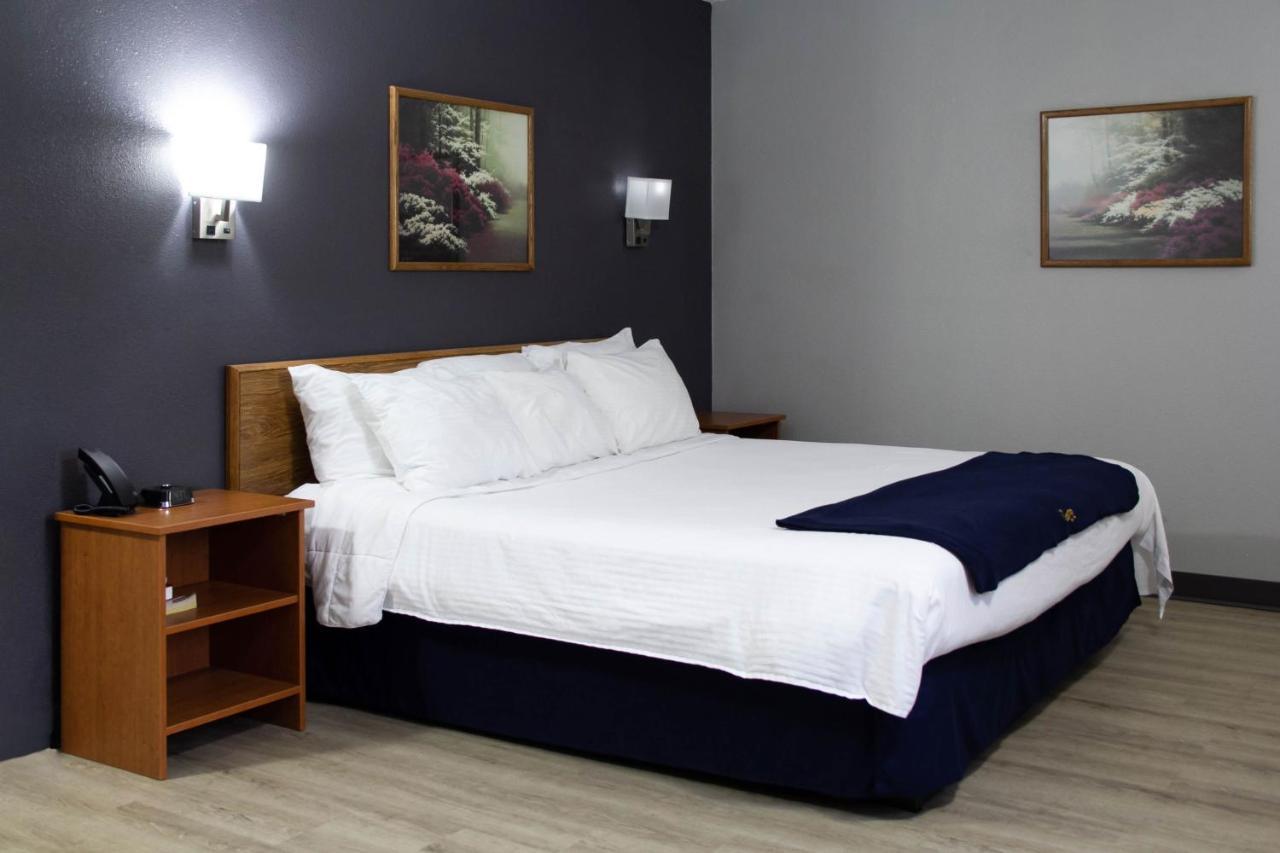 New Victorian Inn & Suites-Norfolk Εξωτερικό φωτογραφία