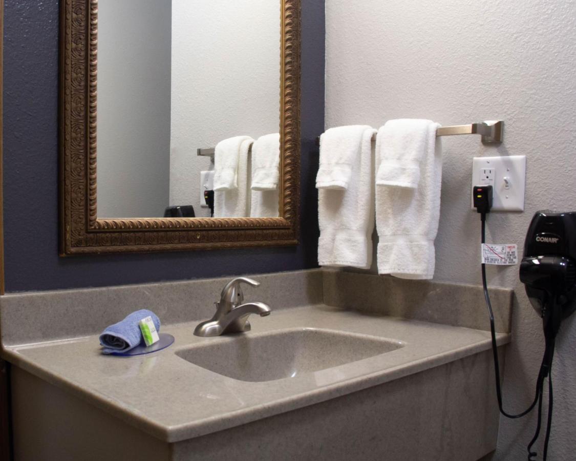 New Victorian Inn & Suites-Norfolk Εξωτερικό φωτογραφία